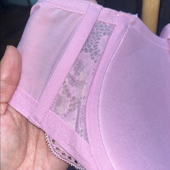 Pink Auden 46C Bra - Picture 9 of 9